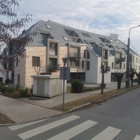 Beli Apartman Melygarazzsal Heviz Exterior photo